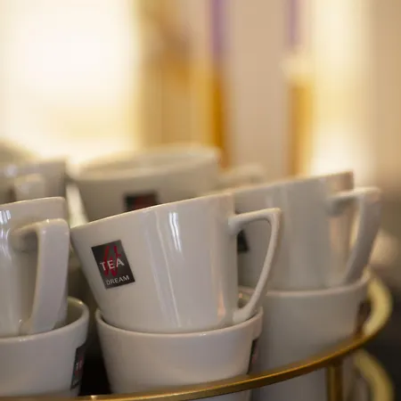 Oscars 1415 Hotel 4*