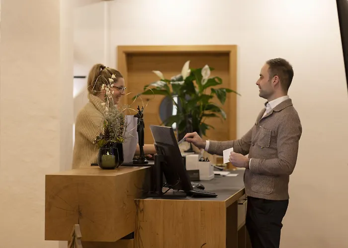 Hotel Oscars 1415 4*